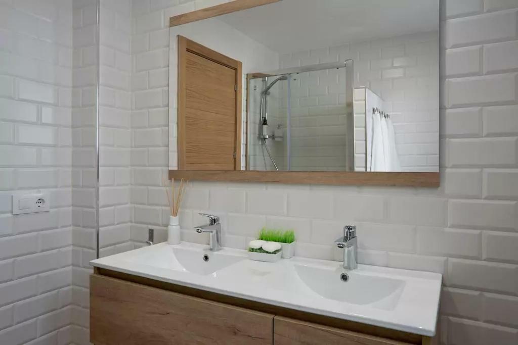 Luxury Apartment Merced By Nagoa Homes มาลากา ภายนอก รูปภาพ