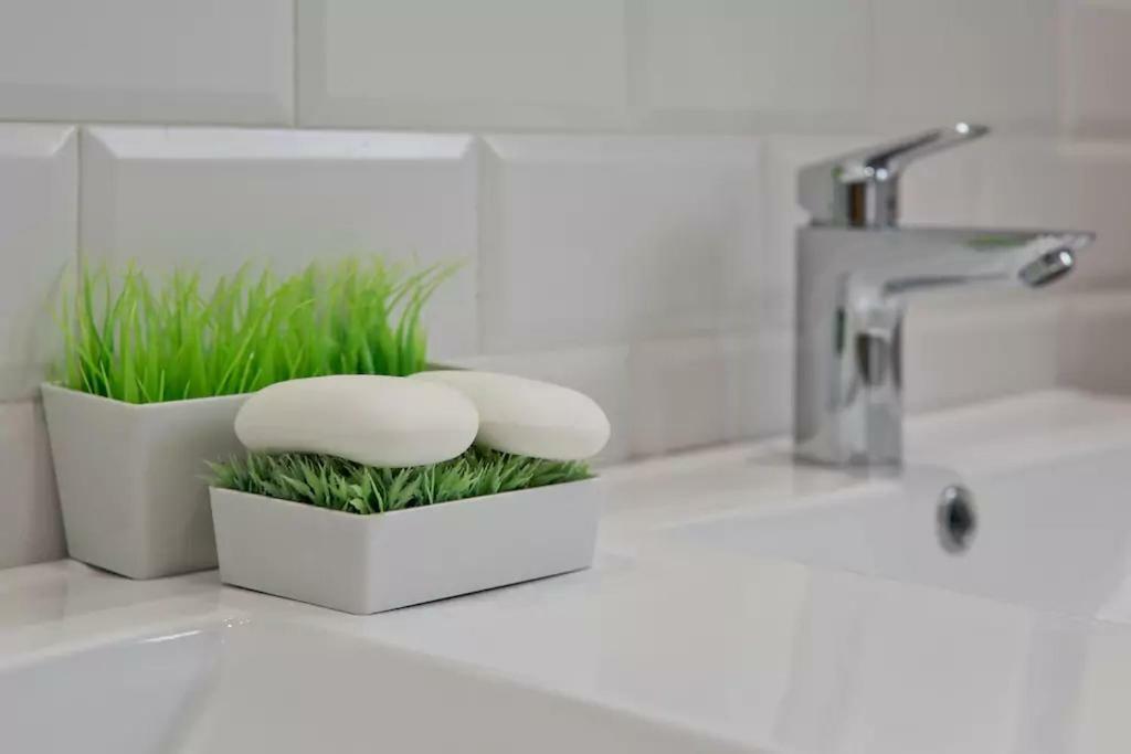 Luxury Apartment Merced By Nagoa Homes มาลากา ภายนอก รูปภาพ