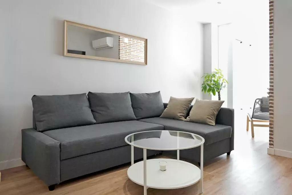 Luxury Apartment Merced By Nagoa Homes มาลากา ภายนอก รูปภาพ